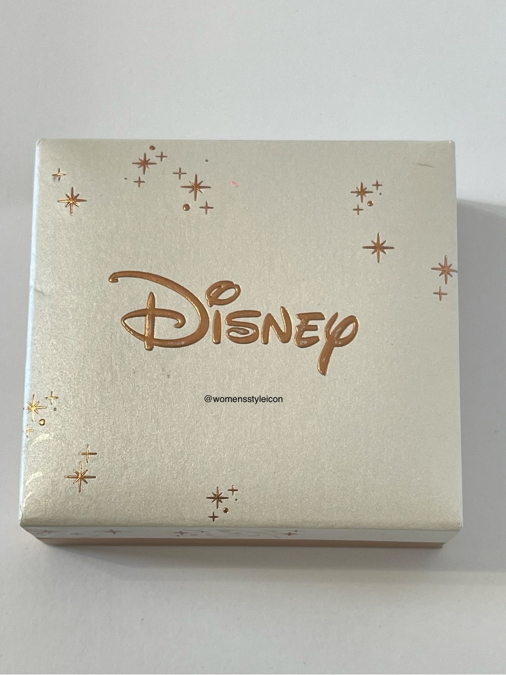 Disney Classics Jewelry | Minnie Mouse Bow & Heart Pendant Necklace - Picture 5 of 7